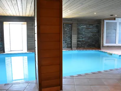 PoolOfHouse