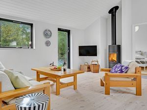 23748392-Ferienhaus-8-Vig-300x225-3