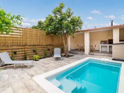 pool