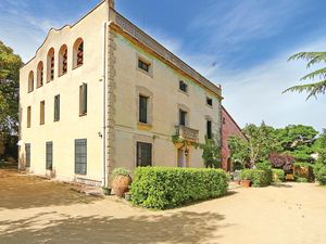 23760976-Ferienhaus-28-Vilanova Del Valles-300x225-1