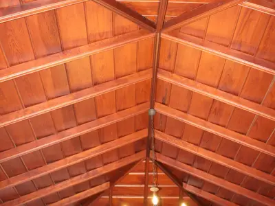 Wohnzimmer-Kuechendecke