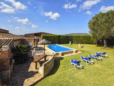 PoolOfHouse