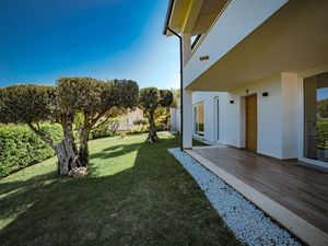 23341779-Ferienhaus-6-Villagrazia di Carini-300x225-5