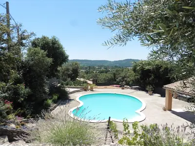 PoolOfHouse