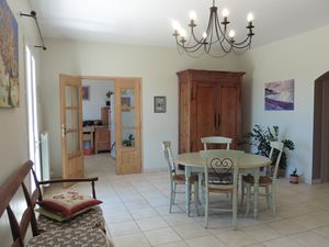 24038337-Ferienhaus-2-Villes-sur-Auzon-300x225-5