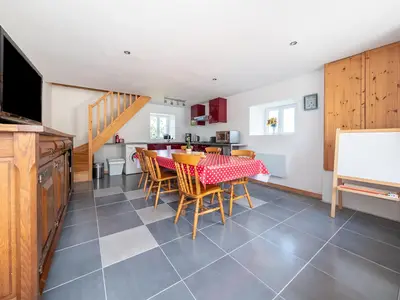 DiningRoom