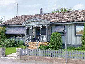 23737190-Ferienhaus-8-Vimmerby-300x225-0