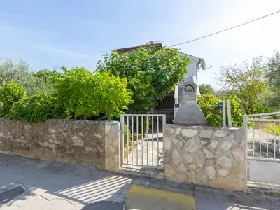 Ferienhaus für 6 Personen (54 m²) in Vinišće 1/10