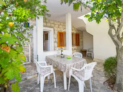 Ferienhaus für 6 Personen (54 m²) in Vinišće 4/10