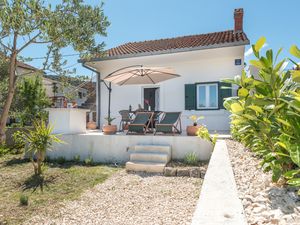 Ferienhaus für 7 Personen (70 m²) in Vinišće