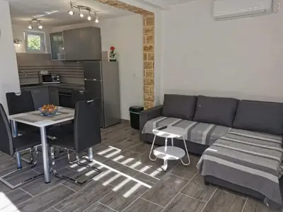 Ferienhaus für 4 Personen (50 m²) in Vinišće 4/10
