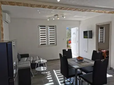 Ferienhaus für 4 Personen (50 m²) in Vinišće 7/10