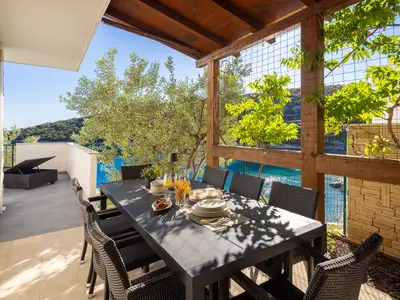 Ferienhaus für 13 Personen (144 m²) in Vinišće 8/10
