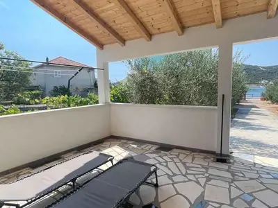 Ferienhaus für 4 Personen (50 m²) in Vinišće 2/10