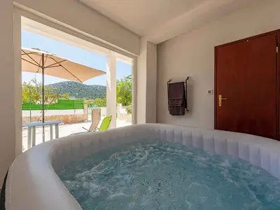 Ferienhaus für 8 Personen (100 m²) in Vinišće 4/10