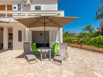 Ferienhaus für 8 Personen (100 m²) in Vinišće 8/10