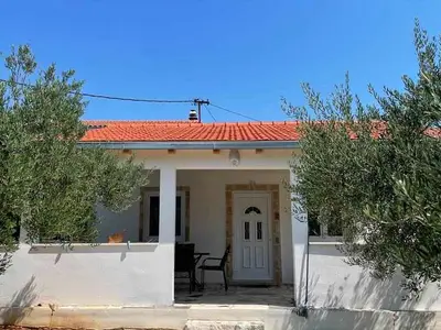 Ferienhaus für 4 Personen (50 m²) in Vinišće 3/10