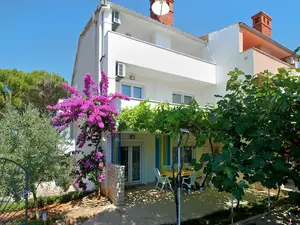 Ferienhaus für 8 Personen (125 m²) in Vinkuran