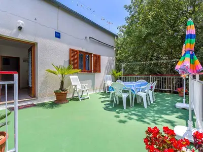 Ferienhaus für 9 Personen (163 m²) in Vinkuran 4/10
