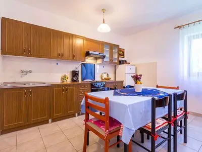 Ferienhaus für 9 Personen (163 m²) in Vinkuran 9/10
