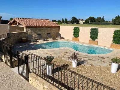 PoolOfHouse
