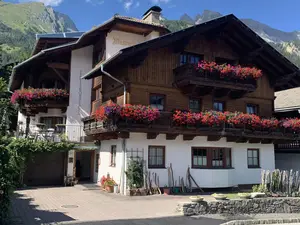 Ferienhaus für 8 Personen (120 m²) in Virgen