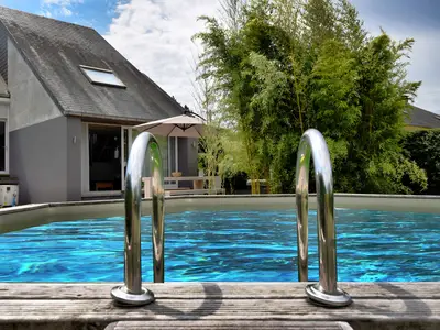 PoolOfHouse