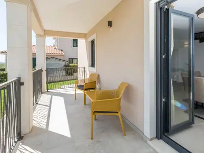 Ferienhaus für 6 Personen (160 m²) in Višnjan 2/10