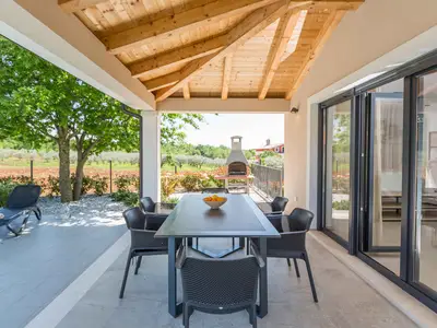 Ferienhaus für 6 Personen (160 m²) in Višnjan 7/10