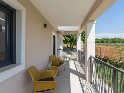 Ferienhaus für 6 Personen (160 m²) in Višnjan 3/10