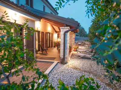 Ferienhaus für 5 Personen (140 m²) in Višnjan 3/10