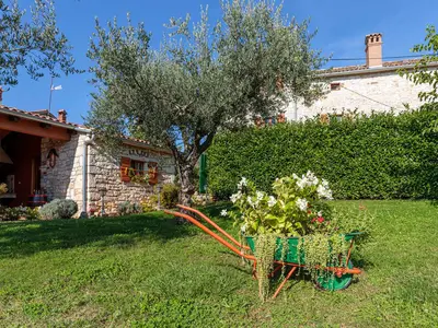 Ferienhaus für 8 Personen (200 m²) in Višnjan 8/10