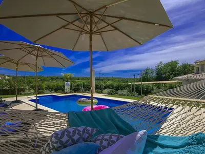 pool pool