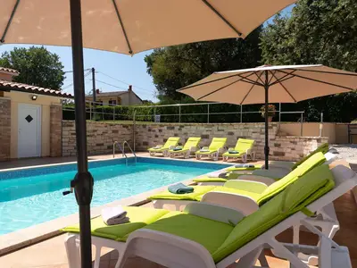 pool pool
