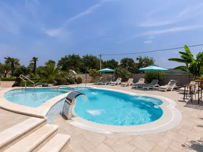 pool