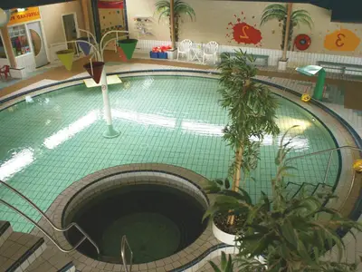 PoolOfHouse