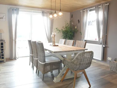 DiningRoom