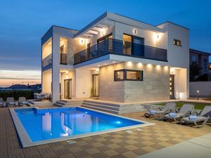 Ferienhaus für 8 Personen (165 m&sup2;) in Vodice