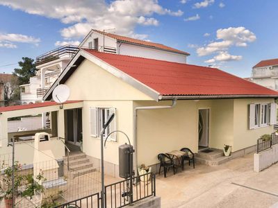 Ferienhaus für 6 Personen (80 m²) in Vodice 3/10