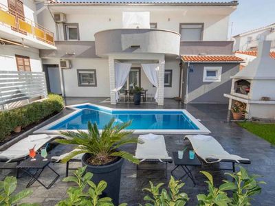 Ferienhaus für 8 Personen (150 m²) in Vodice 3/10