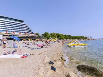 Ferienhaus für 6 Personen (100 m²) in Vodice 8/10
