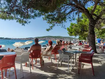 Ferienhaus für 6 Personen (100 m²) in Vodice 9/10