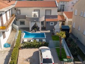 Ferienhaus für 8 Personen (130 m²) in Vodice