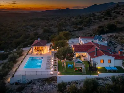Ferienhaus für 8 Personen (220 m²) in Vodice 2/10