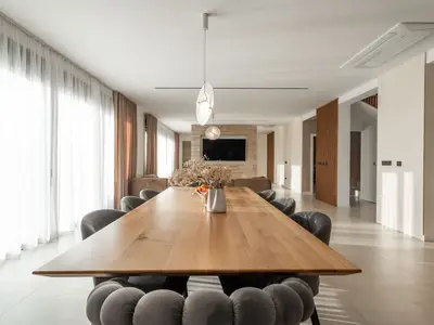 DiningRoom