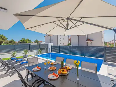 Ferienhaus für 8 Personen (140 m²) in Vodice 8/10