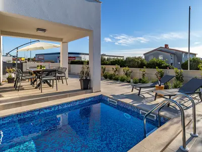 pool