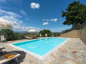 23571580-Ferienhaus-4-Volterra-300x225-2