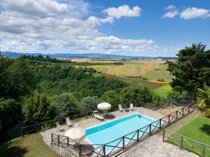 23571580-Ferienhaus-4-Volterra-300x225-5