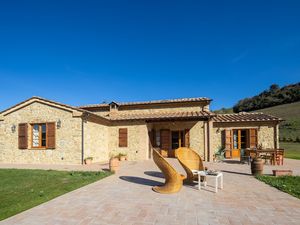 22202651-Ferienhaus-8-Volterra-300x225-4